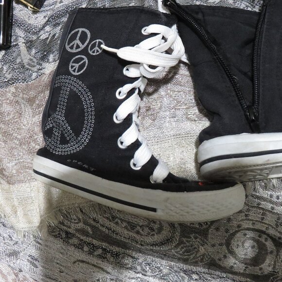BOGO Ricky mills infant toddler high tops tennis shoes booties Unisex peace - Picture 1 of 11